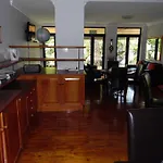 Albatross Guest House