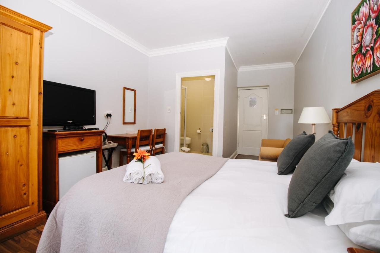 Albatross 3* Cape Town
